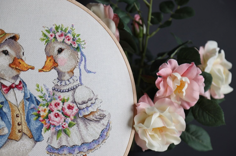 Counted Cross Stitch Kit, Romantic Couple Design, Madeira Threads, Zweigart Canvas, 41 Colors, Zolotoe Runo S/VK086