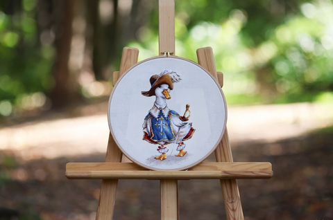 Counted Cross Stitch Kit Musketeer Design, Madeira Floss, Zweigart White Aida 18, 34 Colors, 14.7 x 26.5 cm, Zolotoe Runo