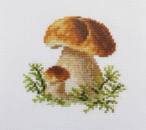 Mini kryželiu siuvinėjimo rinkinys Balti grybai, Aida 14, 10x10 cm