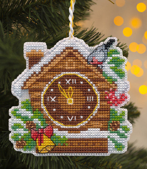 Christmas Cross Stitch Kit with Tree and New Year Clock Motifs, 9 x 8.7 cm Plastic Canvas, Oven