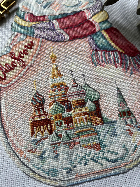 Moscow in a Bottle Cross Stitch Kit, Aida 16 Count, 30 Colors, Cotton Threads, 18x23 cm, Andriana