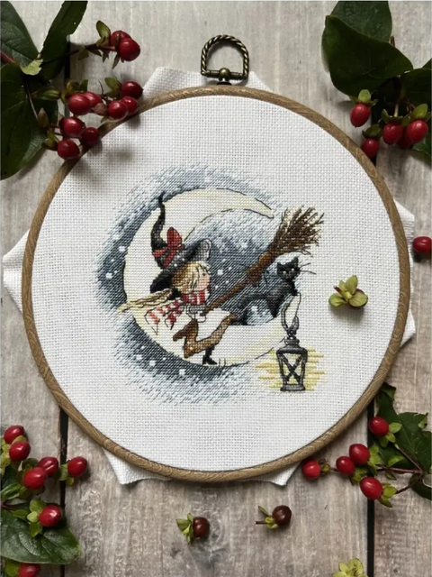 Moon and Night Cross Stitch Kit, Andriana Embroidery Set with Aida Fabric, Cotton Threads, Needle and Pattern, Beginner Friendly