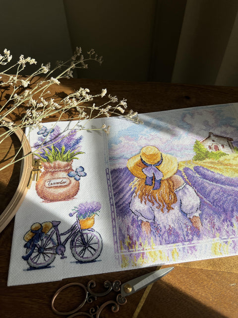 Cross Stitch Kit Provence Motif, Aida Fabric, Cotton Threads, Needle and Clear Pattern, Multicolor Wall Decor, Andriana