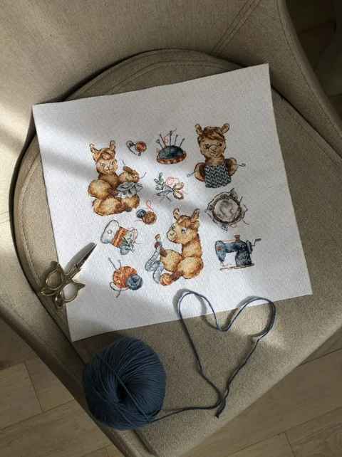 Counted Cross Stitch Kit with Llama, Aida 16 ct Canvas, 20×19 cm, 26 Cotton Thread Colors, Andriana