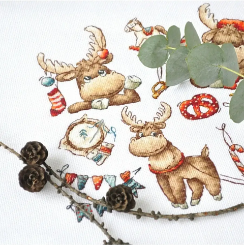 Christmas Reindeer Cross Stitch Kit, Aida 16 ct, 27 Cotton Thread Colors, 21 × 21 cm, Andriana