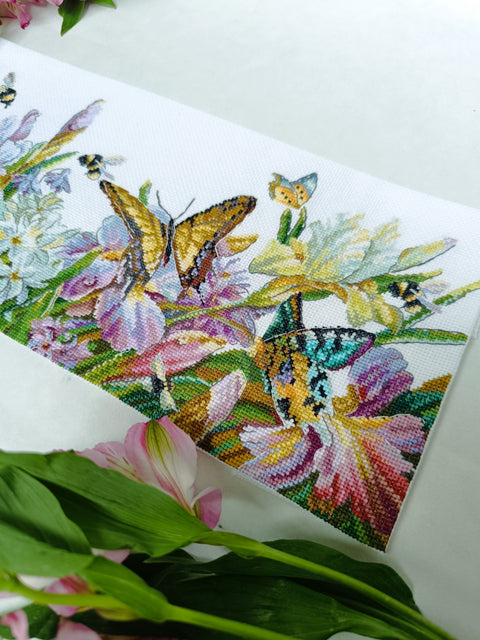Cross Stitch Kit with Blooming Irises, Andriana Floral Embroidery Set, Aida Cloth, Cotton Threads, Beginner to Advanced, Purple Blue Green tones