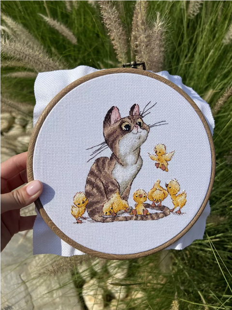 Cross Stitch Kit with Cat Design, Pattern, Needle, Fabric and Colorfast Threads by Andriana, Multicolor Embroidery Craft Set