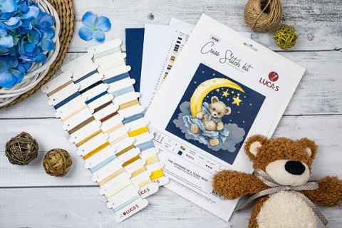 Luca-S Teddy Bear Universe Cross Stitch Kit 16x16cm, Aida 16, 31 Colors