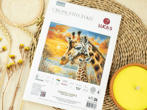 Luca-S Giraffe Embrace Cross Stitch Kit 35x29cm, 63 Colors, Zweigart Aida 16