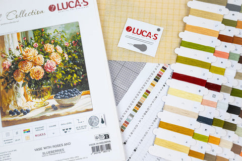 Luca-S Counted Cross Stitch Kit Vase with Roses & Blueberries 22x22cm 25ct Zweigart
