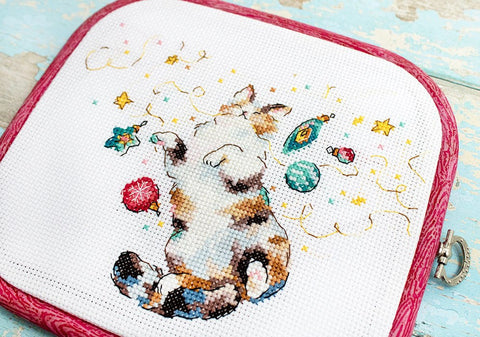 Cat’s Happiness Cross Stitch Embroidery Kit, LetiStitch, 15 x 11 cm, Zweigart Aida 16ct, Anchor Cotton Threads
