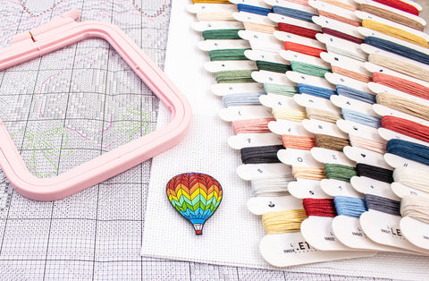 Cross Stitch Embroidery Kit with Wonderland Fantasy Design, Letistitch, 23 x 34 cm