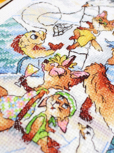 Cross Stitch Kit Sea Trip, 14 Count Aida Canvas, 20 × 16 cm, 26-Color Kirov Embroidery Floss, Sea and Animal Design