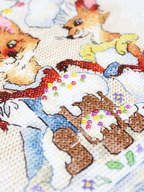 Cross Stitch Kit with Beads, Festive Dinner Design, MP Studia, 15×20 cm, 14 Count Aida, 25 Colors, Preciosa Beads