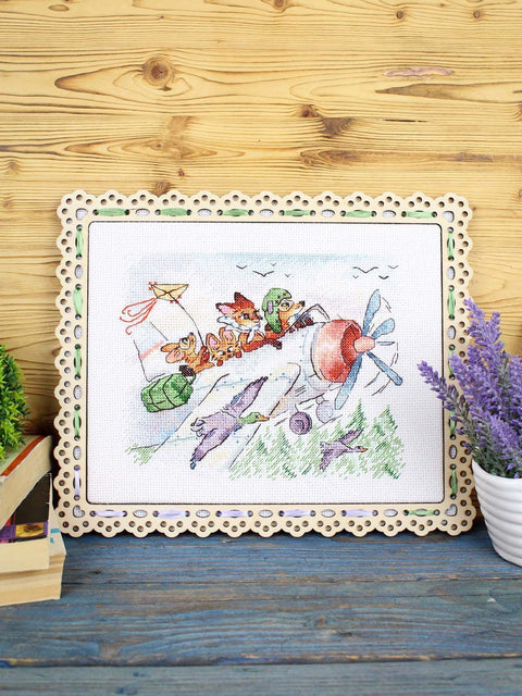 Cross Stitch Kit “Fly South” Animal Design, 15x20 cm, 14 Count White Canvas, 25 Colors, MP Studia DIY Embroidery Kit