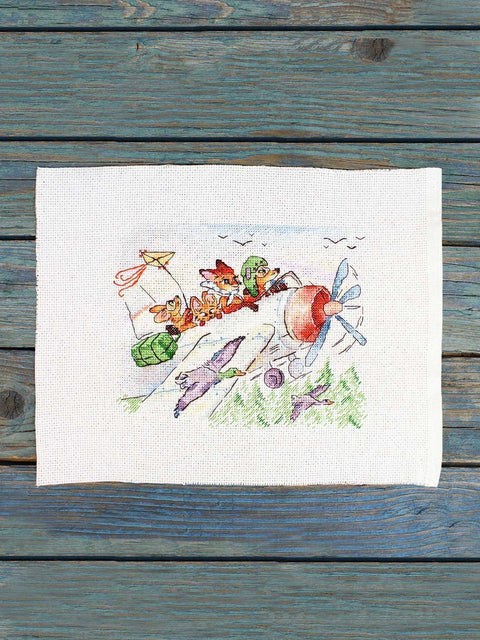 Cross Stitch Kit “Fly South” Animal Design, 15x20 cm, 14 Count White Canvas, 25 Colors, MP Studia DIY Embroidery Kit