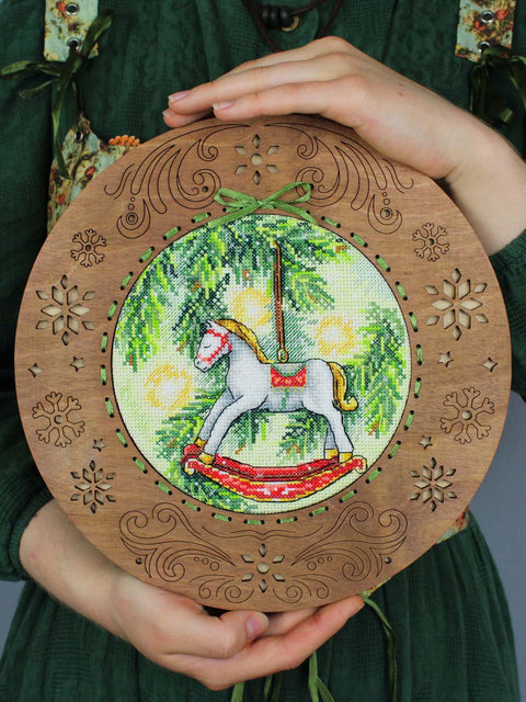 Cross Stitch Kit New Year Horse, Multicolor Holiday Design, 16 x 16 cm Finished Size, MP Studia DIY Embroidery Kit