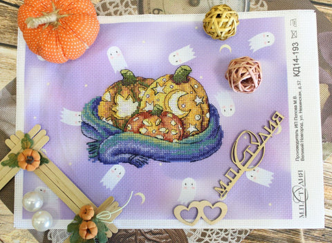 MP Studia Pumpkin Cross Stitch Kit, Autumn Decor, Cotton Aida Canvas, Pre-Sorted Threads, Beginner Friendly, Warm Tones