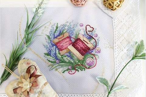 Cross Stitch Embroidery Kit with Spools of Thread Design, MP Studia, Cotton Aida, Multicolor, Includes Threads, Needle and Pattern