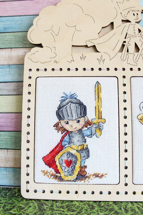 Cross Stitch Kit with Medieval Knight Design, MP Studia, Aida Fabric, Threads, Needle, Pattern and Instructions, Multicolor DIY Craft
