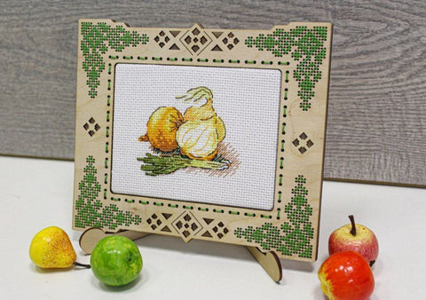 Cross Stitch Kit Golden Onion, MP Studia, Aida Fabric, Cotton Threads, Needle, Pattern and Instructions, Multicolor DIY Craft Set