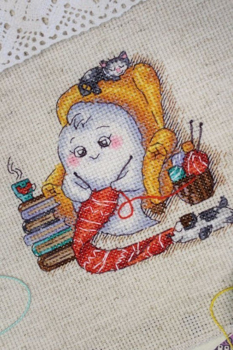 Cross Stitch Kit Ghost Needleworker, Complete Embroidery Set with Aida Fabric, Cotton Threads, Needle and Pattern by MP Studia