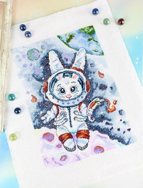 Moon Rabbit Cross Stitch Kit with Pattern, Aida Fabric, Cotton Floss and Needle by MP Studia, Embroidery Set for Beginners and Advanced Crafters