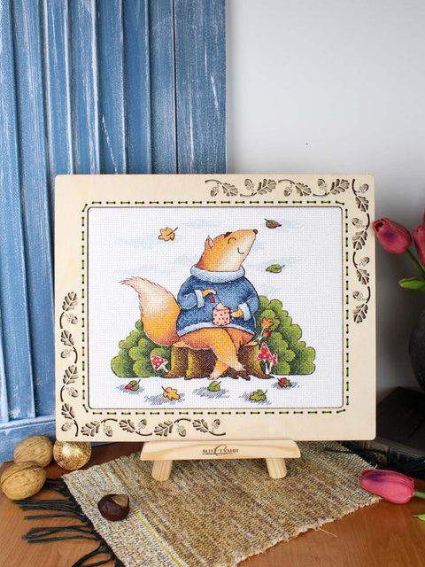 Autumn Cross Stitch Embroidery Kit, 18 x 19 cm Design, MP Studia, 14 Count Canvas, 20 Colors, Pattern and Needle Included