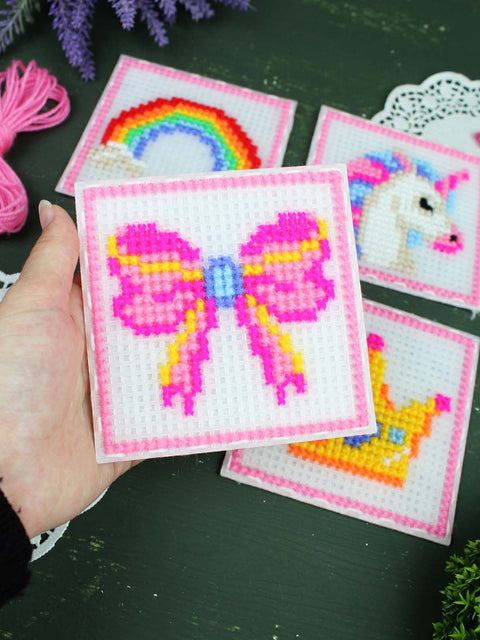 Princess Cross Stitch Kit, 4 Projects, 11 Count Plastic Canvas, 10.6 x 10.6 cm, MP Studia, Beginner Craft Set