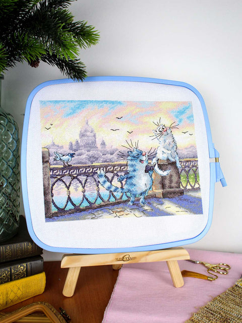 Cross Stitch Kit, Riverbank Scene with Cats and City, 25x20 cm, 16 Count Cotton Canvas, 30-Color Gamma Threads, MP Studia