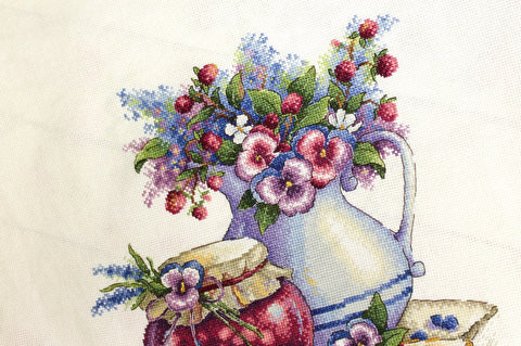 Cross Stitch Kit with Summer Motif, MP Studia, Canvas, Threads, Needle, Pattern and Instructions, Beginner-Friendly DIY Home Decor