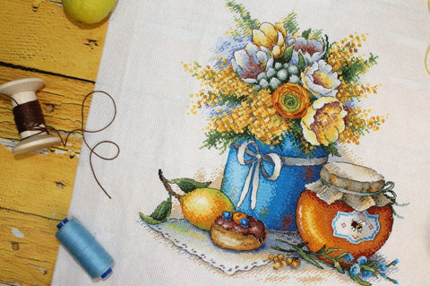 Cross Stitch Embroidery Kit with Clear Pattern and Instructions, MP Studia Honey Delight Design, Complete Set for Beginners and Advanced Crafters