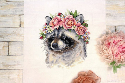 Cross Stitch Embroidery Kit with Raccoon Design for Beginners, MP Studia, Aida Fabric, Cotton Threads, Multicolor Pattern, Needle Included