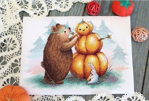 Counted Cross Stitch Kit Pumpkin Guardian for Halloween Decor, MP Studia, Aida Fabric, Cotton Threads, Multicolor Autumn Design