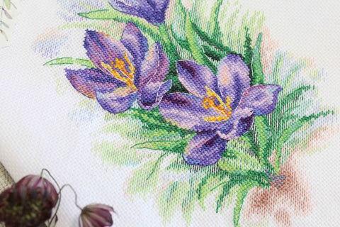 Cross Stitch Kit with Bright Crocus Flowers, MP Studia, Cotton Threads, Purple Yellow Green Floral Design, Beginner Friendly