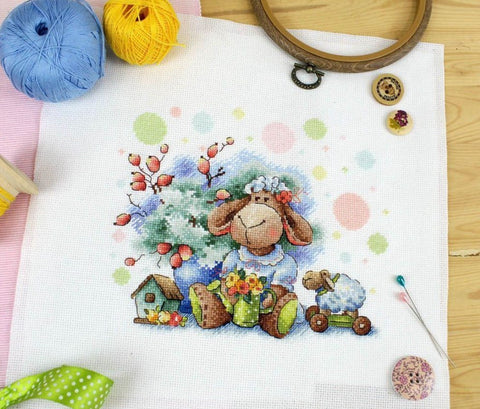 Cross Stitch Embroidery Kit with Curly Lamb Design, Complete Set for Beginners and Advanced Crafters, MP Studia