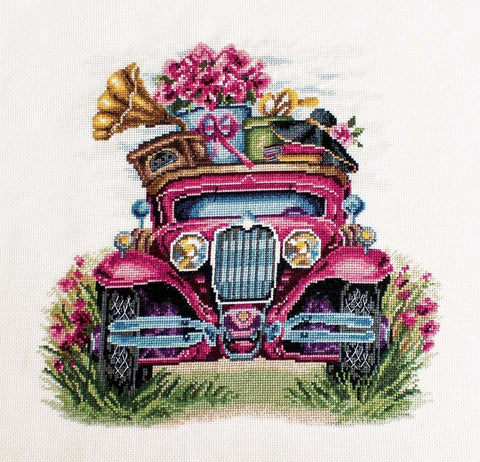 Cross Stitch Kit Ladies Travel Silhouettes, MP Studia Embroidery Set with Fabric, Threads, Needle and Bilingual Instructions