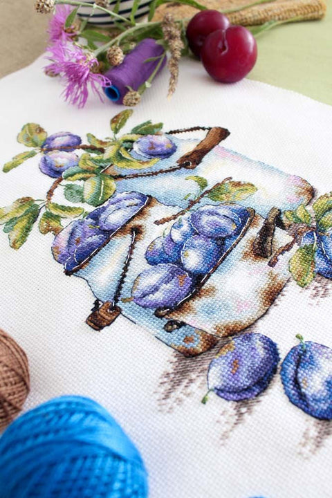 Cross Stitch Kit Garden Plums Design, MP Studia Embroidery Set with Fabric, Cotton Threads, Needle and Pattern Instructions