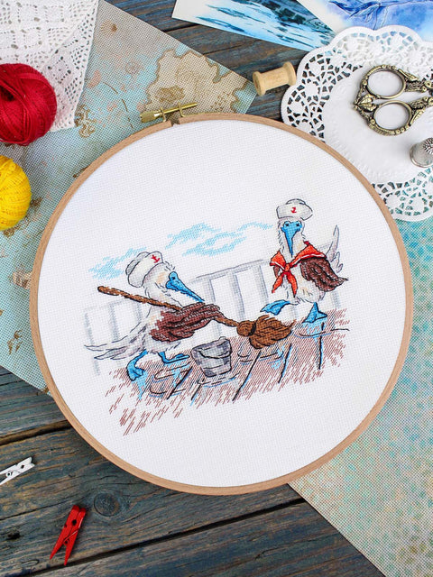 Cross Stitch Kit “Tidying Up” 12x17 cm, 16 Count Cotton Canvas, 18 Gamma Threads, MP Studia