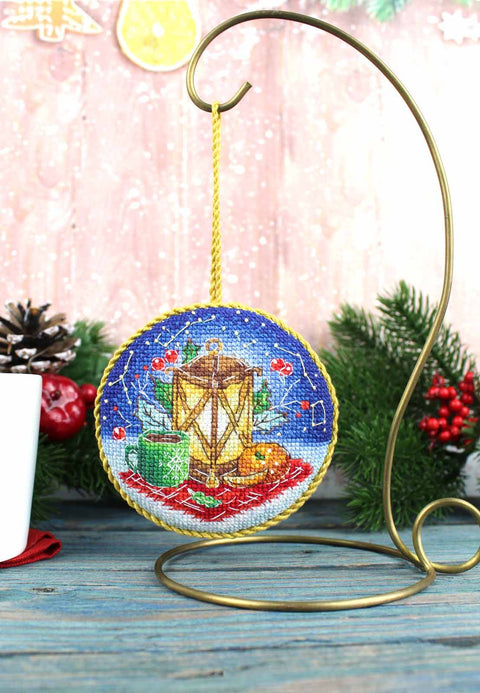 Cross Stitch Kit for Lantern Pinkeep Pincushion, MP Studia, 9×9 cm Decorative Needlework Project