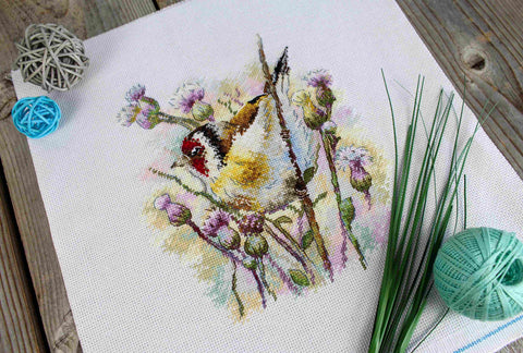 Cross Stitch Embroidery Kit with Goldfinch Motif, MP Studia, 18×19 cm, Bird-Themed Needlework for Beginners and Advanced Crafters