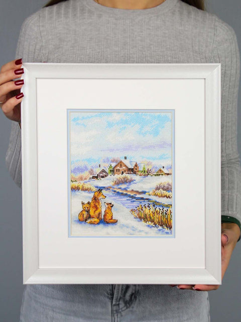 Cross Stitch Embroidery Kit Red Family, Winter Animal Landscape, 20 x 16 cm, MP Studia, 16 Count Cotton Canvas, 31 Gamma Colors