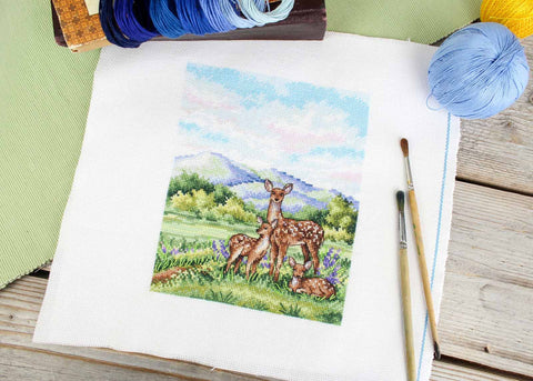 Deer Cross Stitch Embroidery Kit, 20×16 cm, MP Studia, Wall Decor Craft Project, Beginner-Friendly Needlework Set