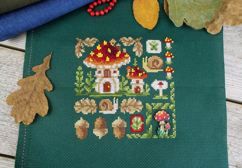 Mini Cross Stitch Kit, Red Toadstool Cottage Motif, Aida Fabric, Cotton Threads, Needle, Pattern and Instructions by MP Studia