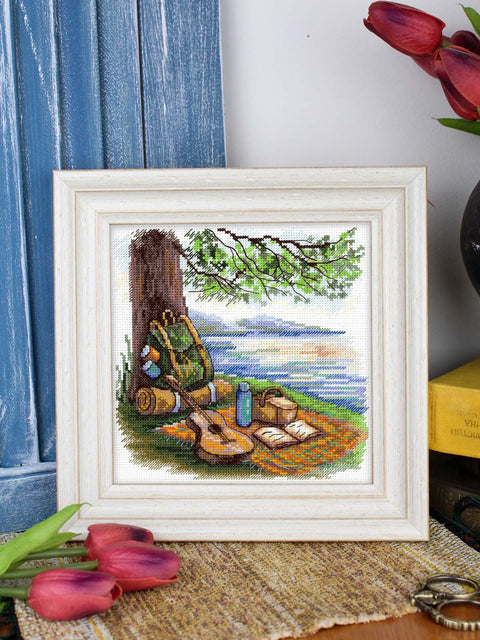 Cross Stitch Kit Tourist Stop Landscape, 16×16 cm, 26-Color Gamma Threads, 16 Count Cotton Canvas, MP Studia