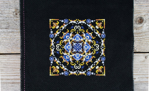 Cross Stitch Embroidery Kit with Persian Motifs, Multicolor Ornament, 11×11 cm Finished Design, MP Studia