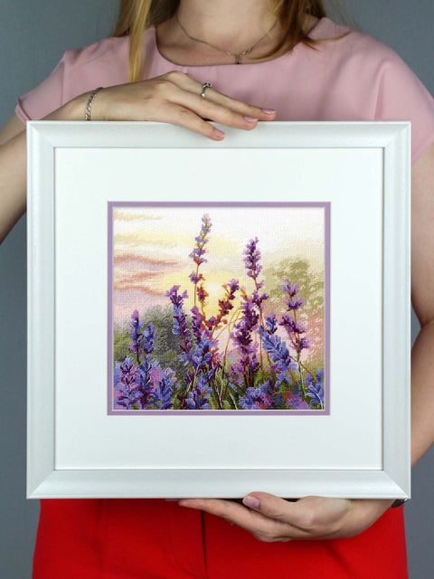 Lavender Landscape Cross Stitch Kit, 20x20 cm, MP Studia, 37-Color Gamma Threads, Cotton Canvas, Beginner-Friendly DIY Set