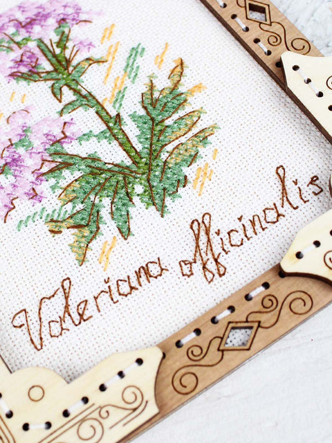 Valerian Cross Stitch Kit on Wooden Base, MP Studia Embroidery Set, 13x11 cm, 7 Colors, Framed Wall Decor