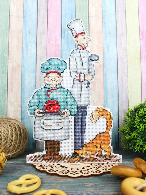 Cross Stitch Kit with Chef Design, 20 x 13 cm, MP Studia, 14 Count Plastic Canvas, 23-Color Floss, Needle and Patterns