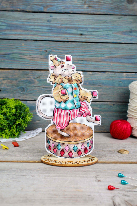 Cross Stitch Embroidery Kit Little Juggler, MP Studia, 16×11 cm, Aida Fabric, Cotton Threads, Needle and Pattern Included